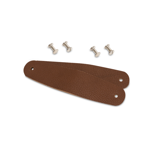 High-quality leather handles with matching nickel-plated screws