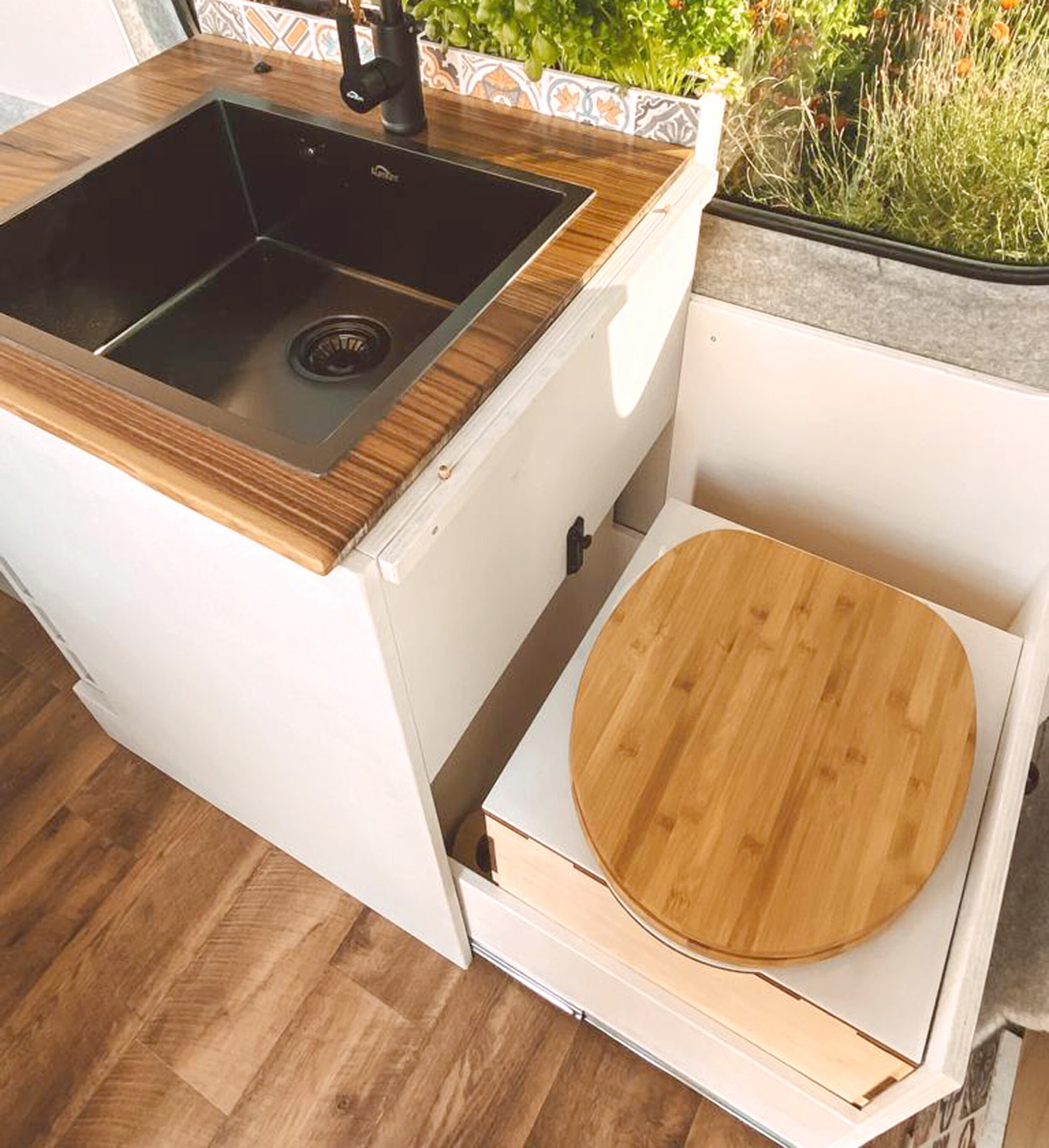 Our bamboo toilet seat on the EasyLoo composting toilet goes particularly well with an interior design with wooden surfaces