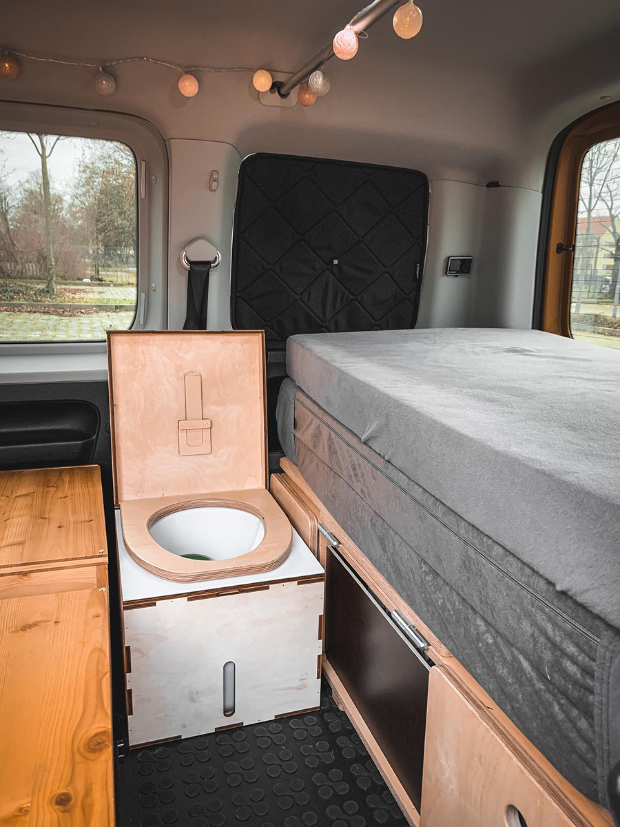 Our PiccoLoo composting toilet offers maximum comfort in the smallest space - ideal for all micro campers